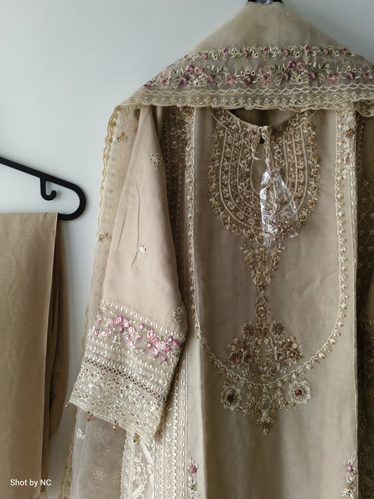 Sadabahar Organza Embroidered Suit Set – Wedding Special (Size 42, Medium)