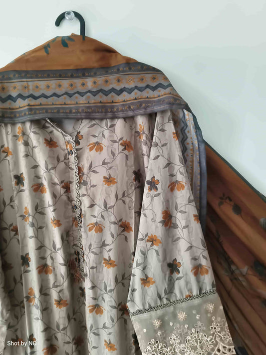 SBA04 Festive Eid Collection – Heavy Embroidered Lawn Suit with Printed Dupatta