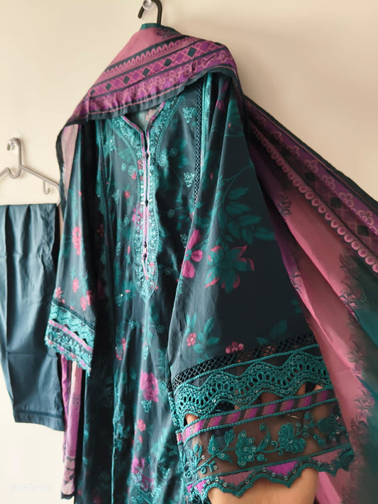 SBL04 Festive Embroidered Lawn Suit – 3 Piece Collection