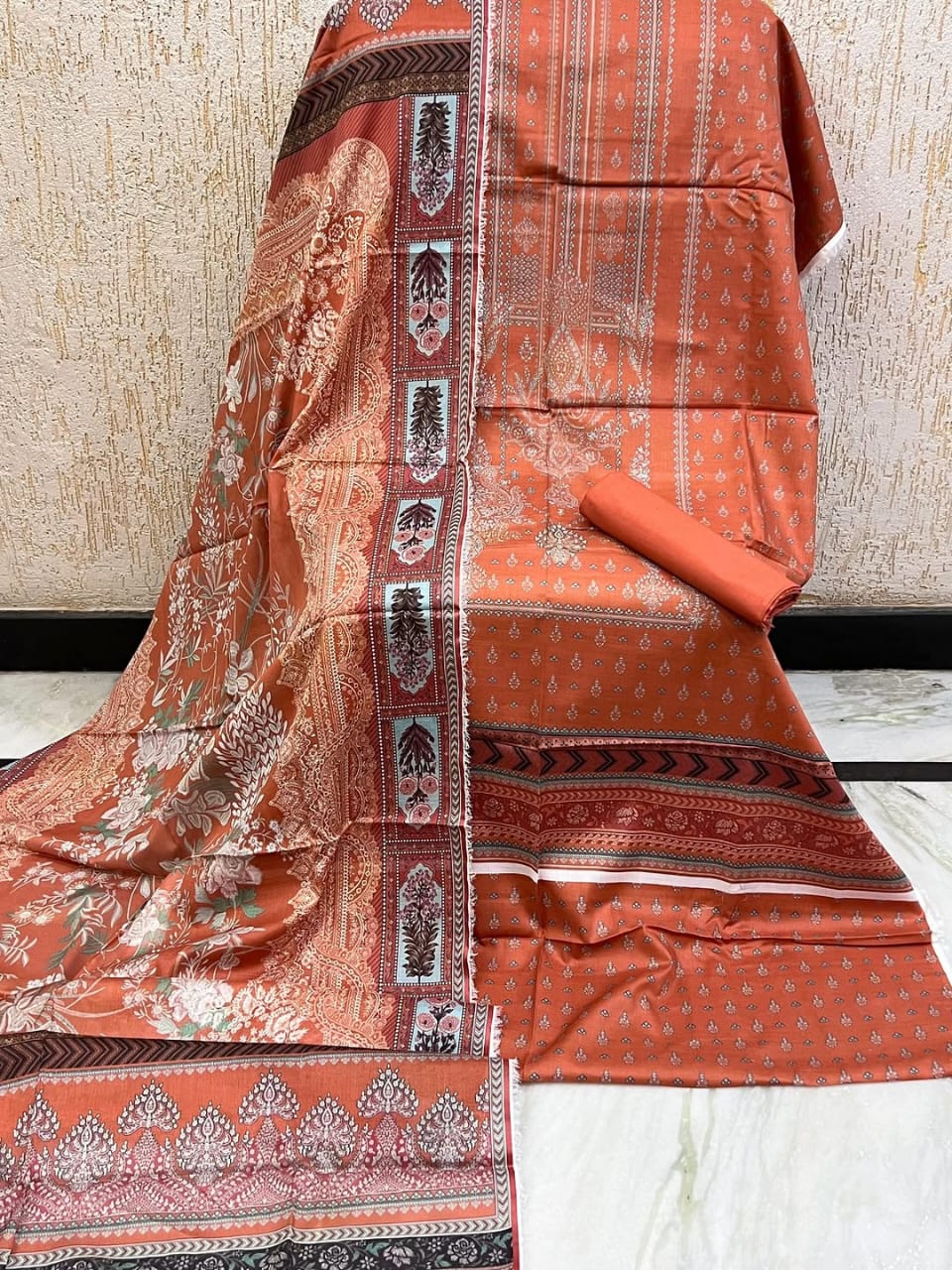 MD21 Printed Lawns 2026 Unstitched Suit