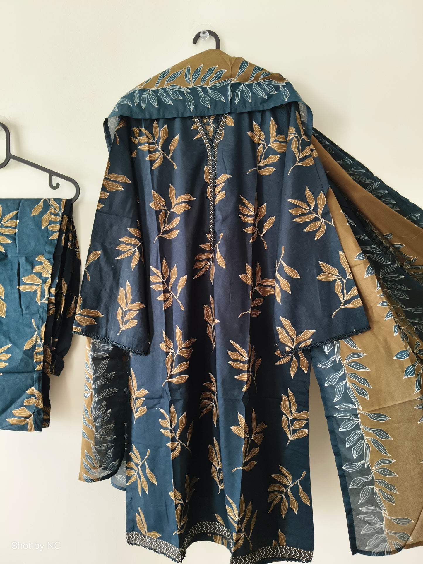 BIN SAEED Casual Printed Lawn 3 Piece Suit Beautiful Black
