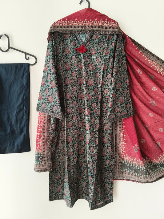 BIN SAEED Casual Printed Lawn 3 Piece Suit – Everyday Summer Wear Set