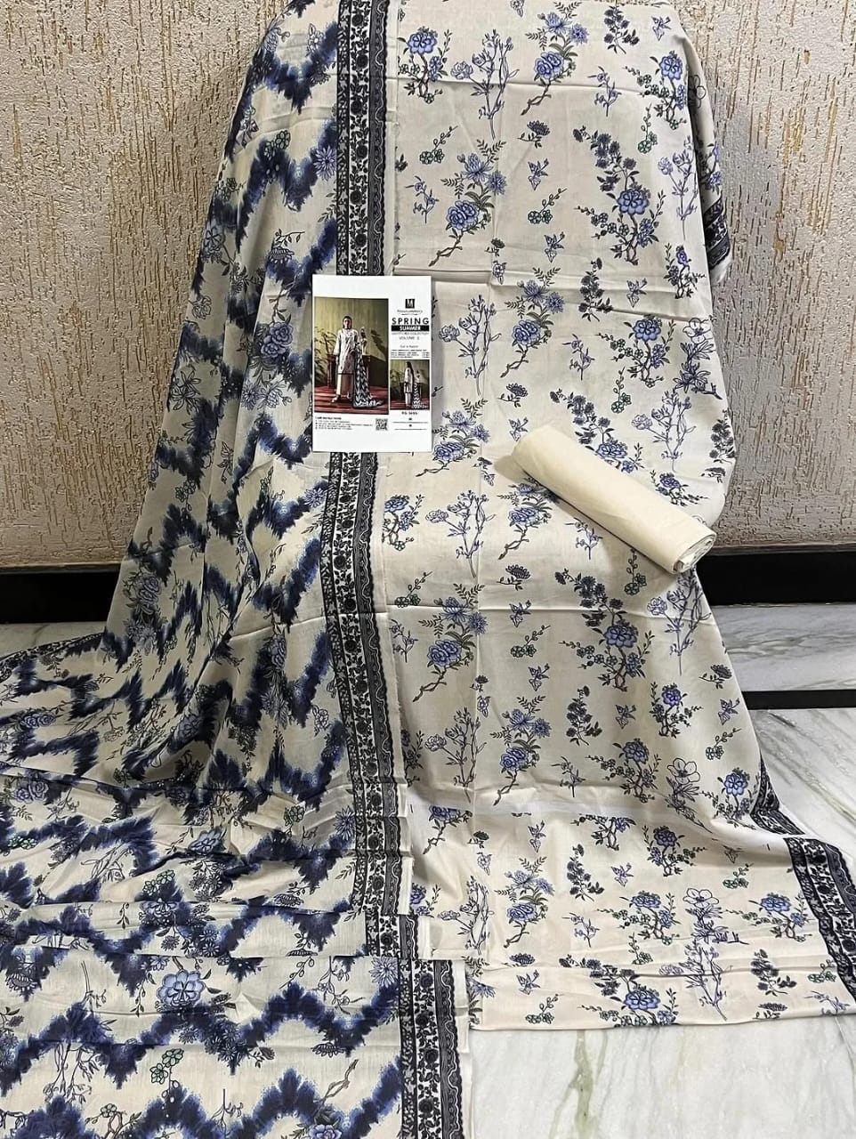 MD06 Printed Lawn Suit | 3 Piece Unstitched Pakistani Lawn Dress with Printed Dupatta