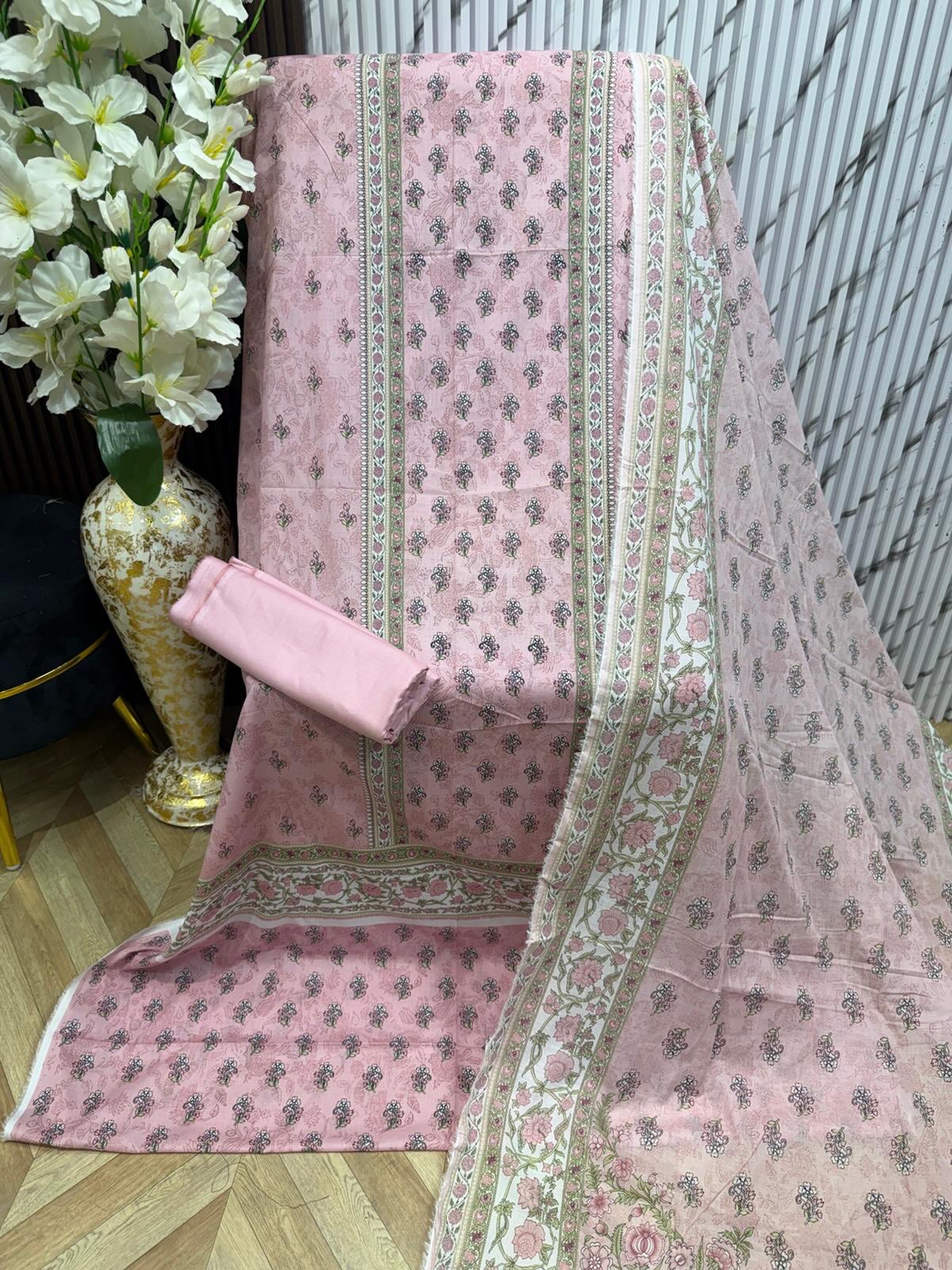 MPL03 Mausummery Printed Lawn – Latest Collection