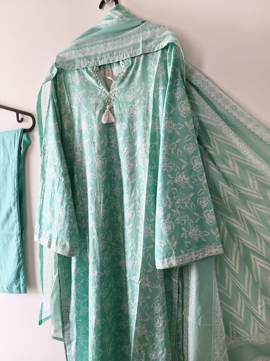 BS10 BIN SAEED STITCHED – 2026 LATEST COLLECTION ✨